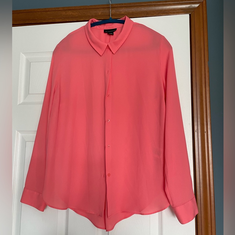 Metaphor Coral Button-Front Blouse